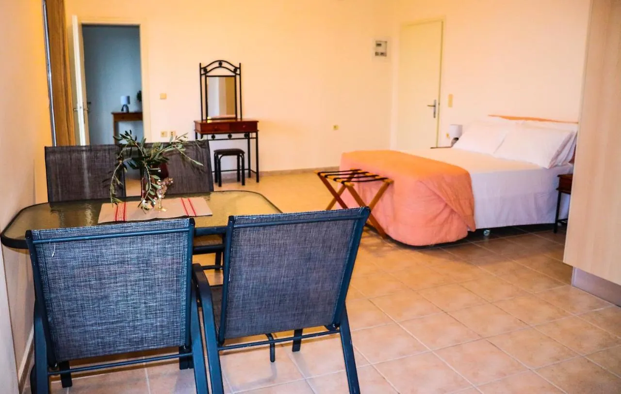 Orizontas Studios & Apartments Svoronata Aparthotel