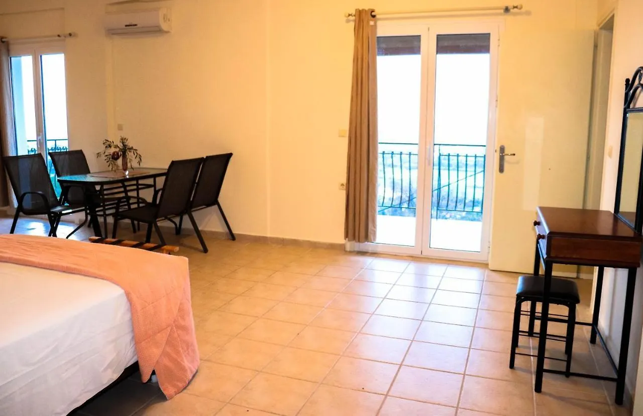orizontas studios & apartments Svoronata 2*,  Grecia
